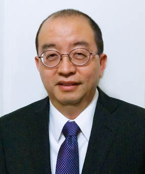 Texas A&amp;M chemist Hongcai Joe Zhou